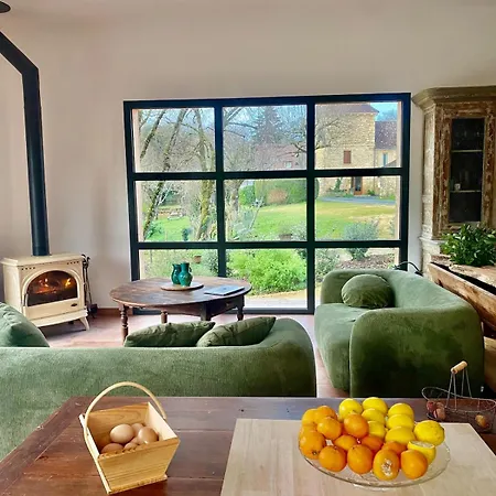 Tatil Evi Maison De Charme Piscine & Petanque Beynac-et-Cazenac