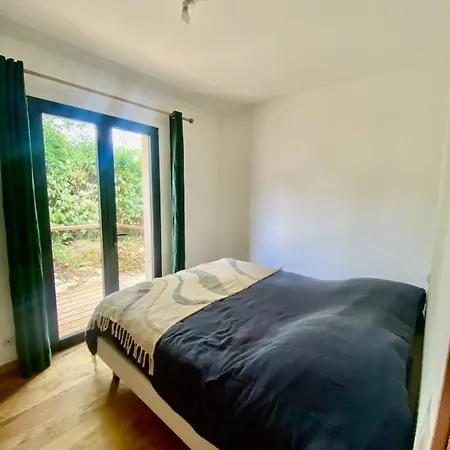 Maison De Charme Piscine & Petanque 贝纳克和卡泽纳克