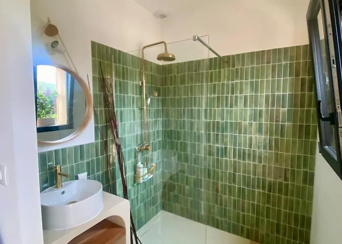 Maison De Charme Piscine & Petanque 度假居